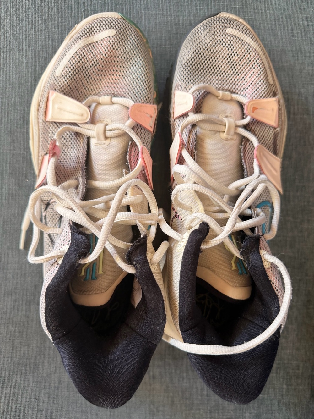 Nike Mesh Sneakers in Cream, Pink and Black